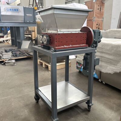 100-300KG/D Żywność Shredder Uniwersalny Mały odpad organiczny krusznik krusznik warzyw wyposażony w podstawowe elementy sprzętu